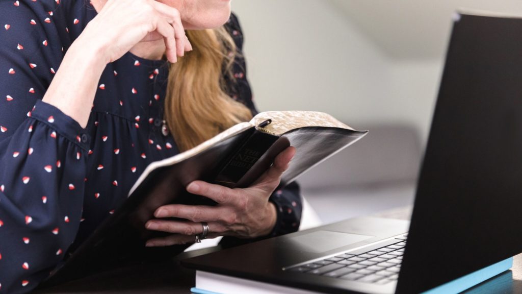 Online Master's Religious Education - featured image