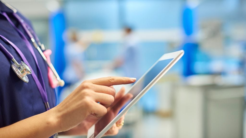 Online DNP Degrees with No Dissertation - featured image
