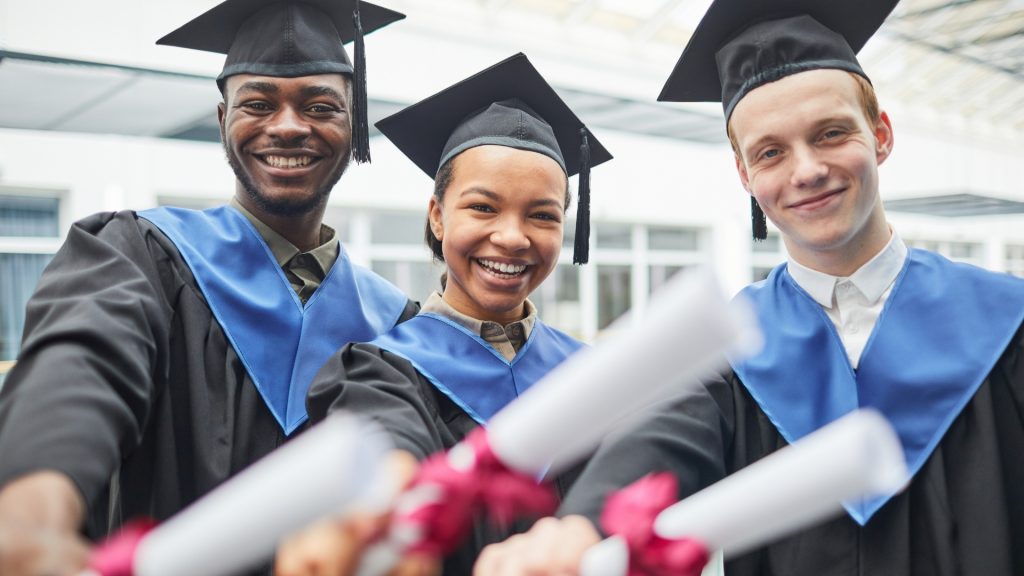 Quick Degrees That Pay Well - featured image