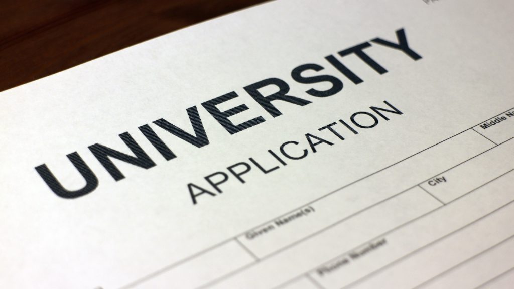 Milestones In Your Graduate School Application Process - featured image