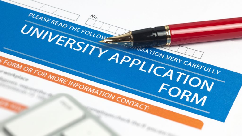 Things To Master When Applying To Grad School - featured image