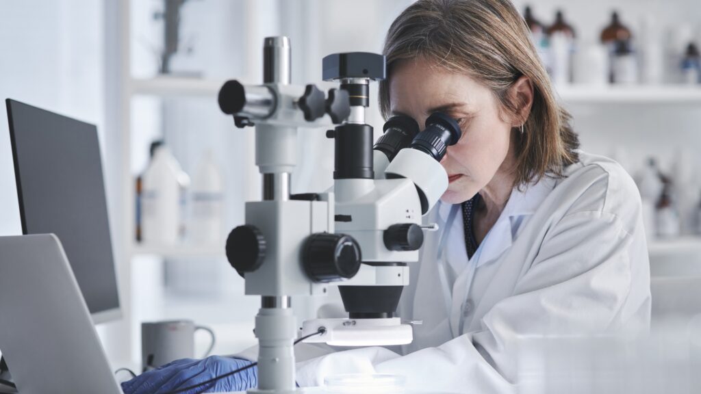 How to Become a Physicist - featured image